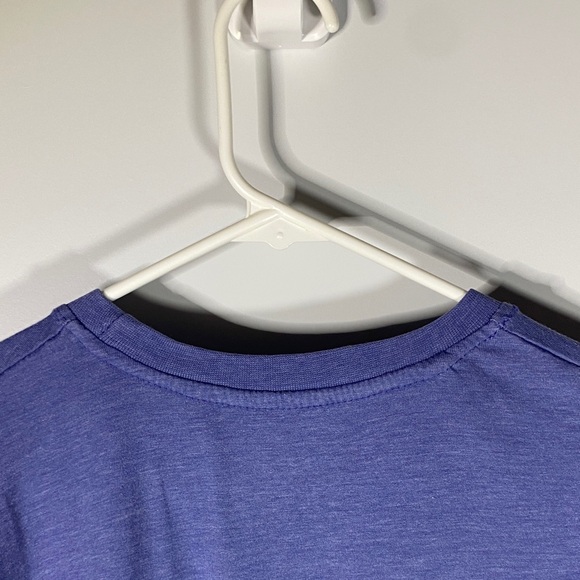 Blue Graphic Tee with Eagle Design Large - Picture 11 of 12